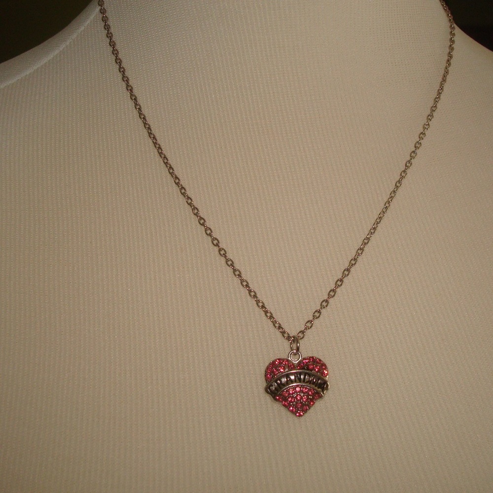Beautiful!! Rhinestone Necklace Pink Heart - Picture 3 of 4
